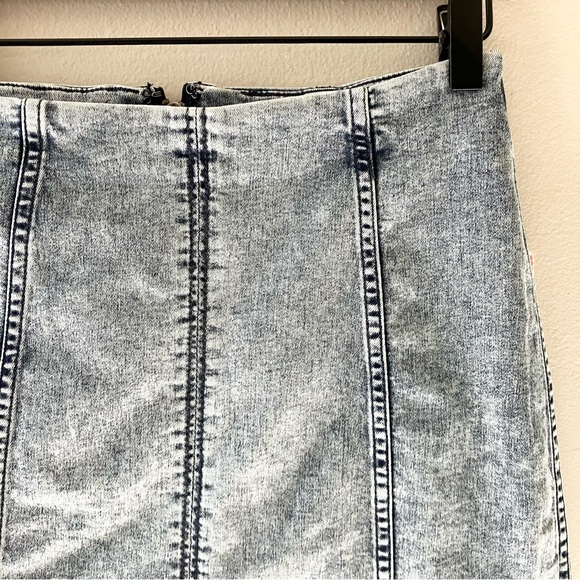 FREE PEOPLE Modern Femme Indigo Acid Wash Skirt - Picture 4 of 5